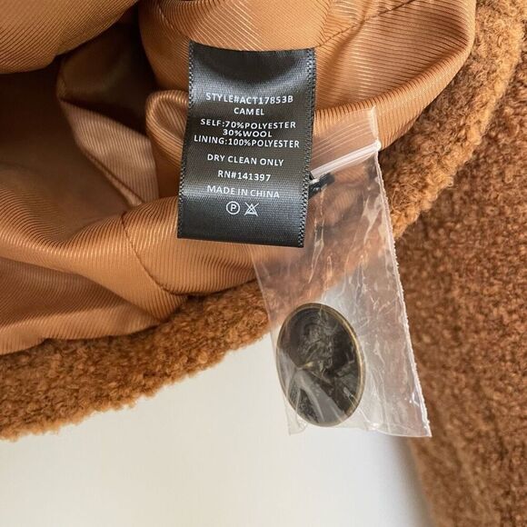New Astr the Label Camel Wool Boucle Cropped Jacket size L - Picture 7 of 8